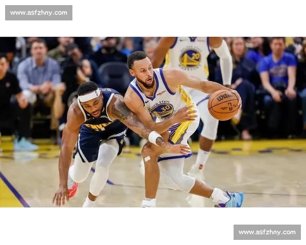 库里领衔勇士激战快船西部强强对话点燃季后赛悬念谁主沉浮今夜 库里领衔勇士激战快船西部强强对话点燃季后赛悬念谁主沉浮今夜